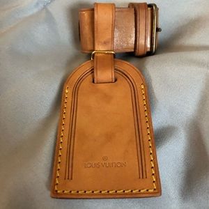 Louis Vuitton Luggage Tag & Belt Set A204